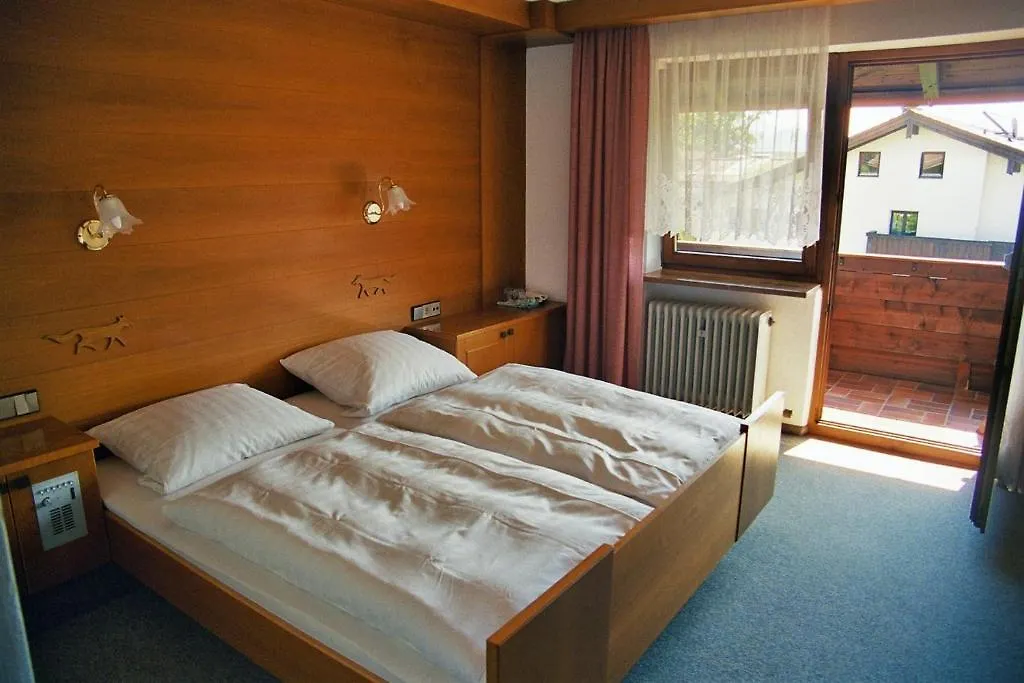 Guest house Hotel Garni Grossfuchsenhof Oberaudorf